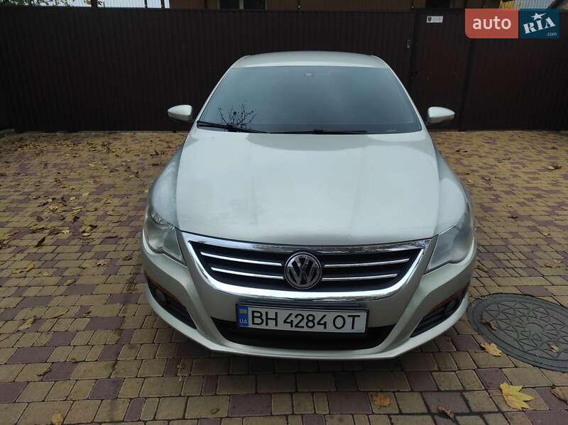 Купе Volkswagen CC / Passat CC 2009 в Одессе