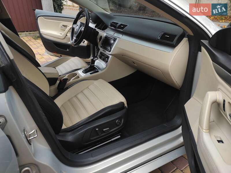 Купе Volkswagen CC / Passat CC 2009 в Одессе