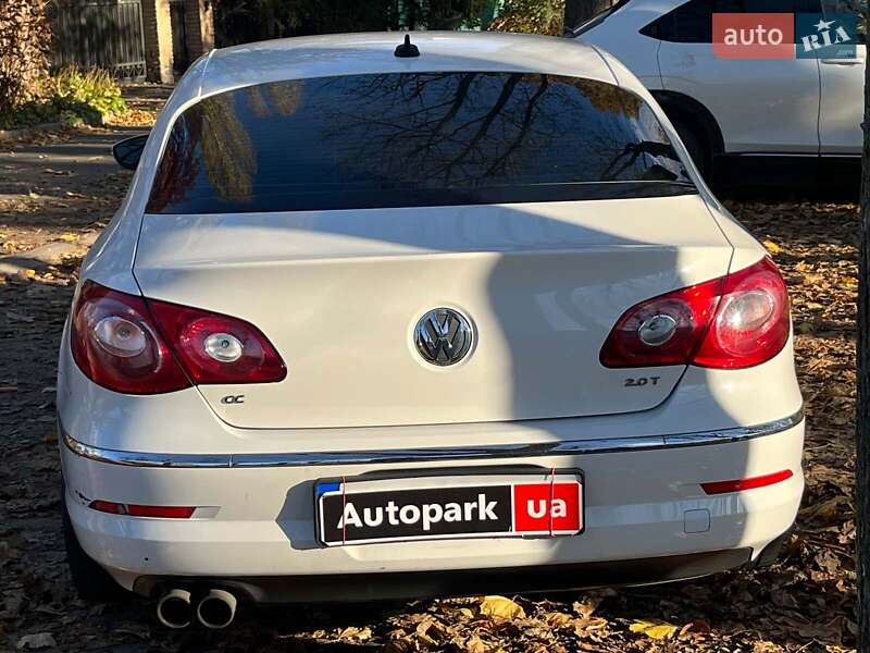 Купе Volkswagen CC / Passat CC 2009 в Києві