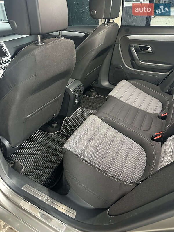 Купе Volkswagen CC / Passat CC 2013 в Чернівцях фото 15 Купе Volkswagen CC / Passat CC 2013 в Чернівцях
