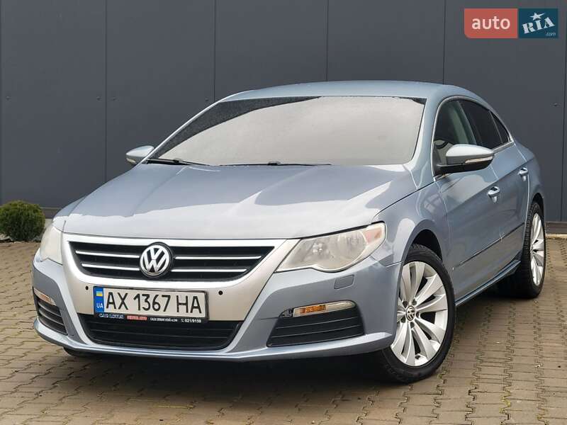 Купе Volkswagen CC / Passat CC 2011 в Дублянах