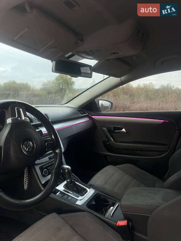 Купе Volkswagen CC / Passat CC 2011 в Сарнах