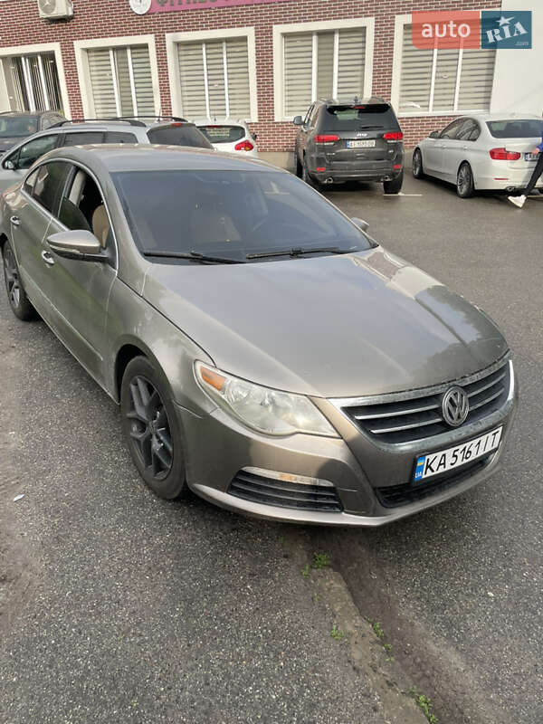 Volkswagen CC / Passat CC 2011