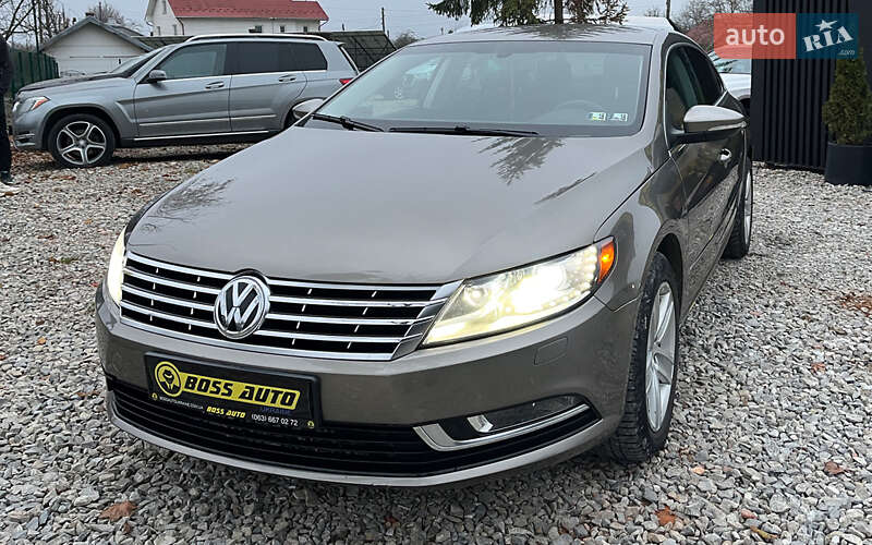Купе Volkswagen CC / Passat CC 2013 в Коломиї