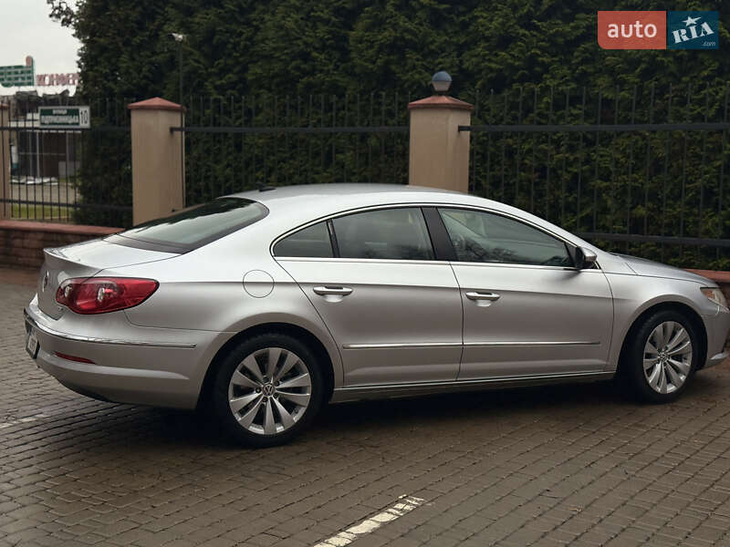 Купе Volkswagen CC / Passat CC 2009 в Василькові