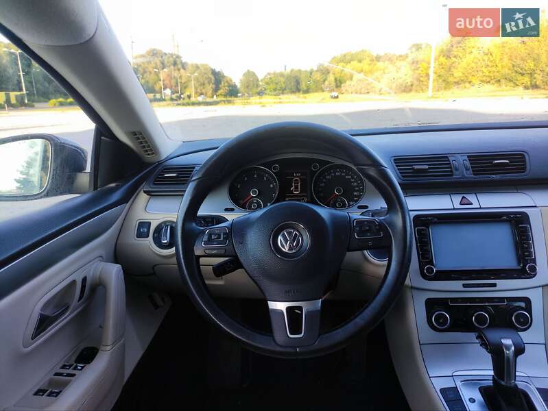 Купе Volkswagen CC / Passat CC 2009 в Дніпрі