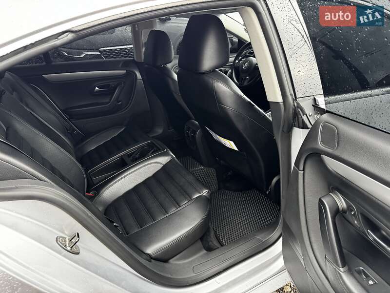 Купе Volkswagen CC / Passat CC 2011 в Києві фото 14 Купе Volkswagen CC / Passat CC 2011 в Києві