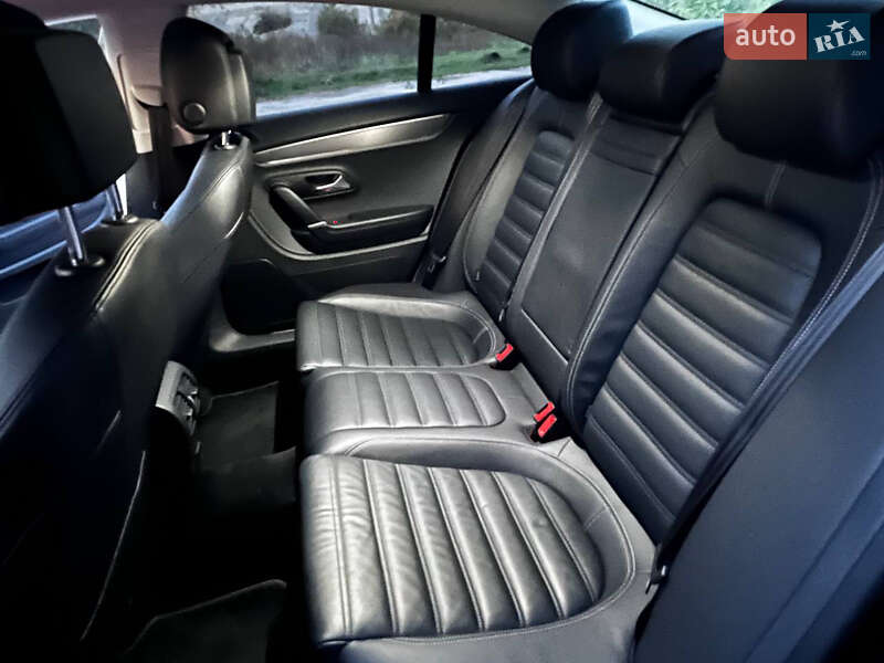 Купе Volkswagen CC / Passat CC 2015 в Чернігові