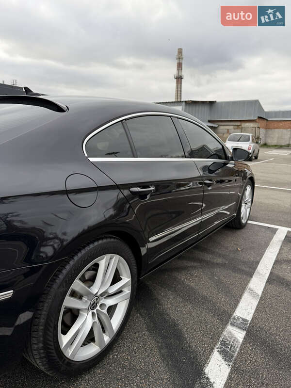 Купе Volkswagen CC / Passat CC 2012 в Киеве