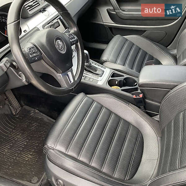 Купе Volkswagen CC / Passat CC 2015 в Киеве