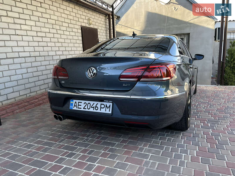 Купе Volkswagen CC / Passat CC 2012 в Магдалинівці