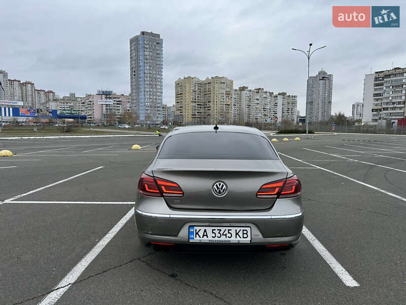 Купе Volkswagen CC / Passat CC 2012 в Києві
