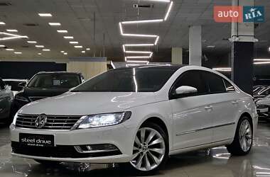 Купе Volkswagen CC / Passat CC 2012 в Миколаєві