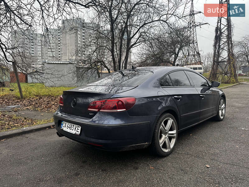 Купе Volkswagen CC / Passat CC 2012 в Киеве