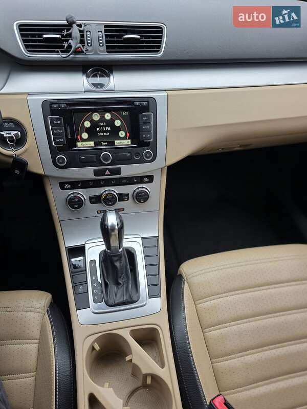 Купе Volkswagen CC / Passat CC 2012 в Одессе