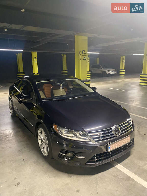 Купе Volkswagen CC / Passat CC 2016 в Киеве