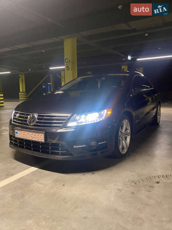 Купе Volkswagen CC / Passat CC 2016 в Киеве