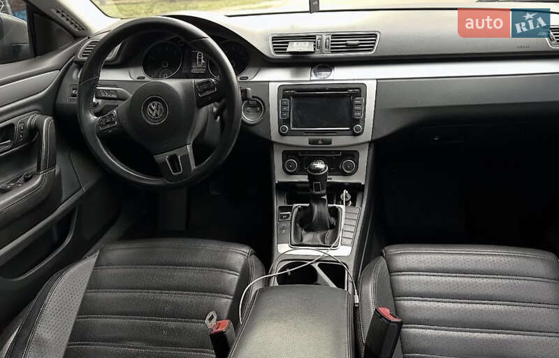 Купе Volkswagen CC / Passat CC 2011 в Кам'янському