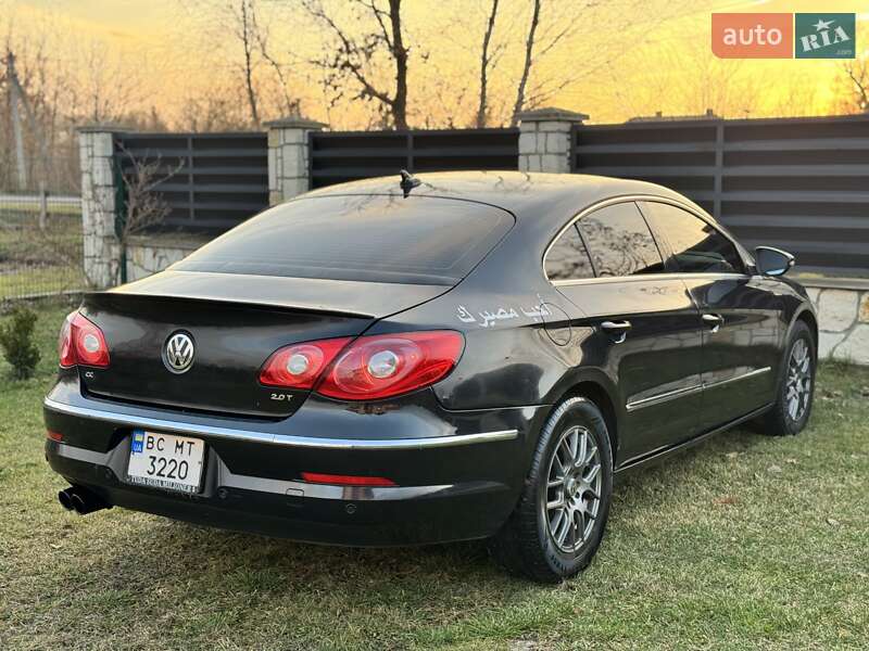 Купе Volkswagen CC / Passat CC 2010 в Львові