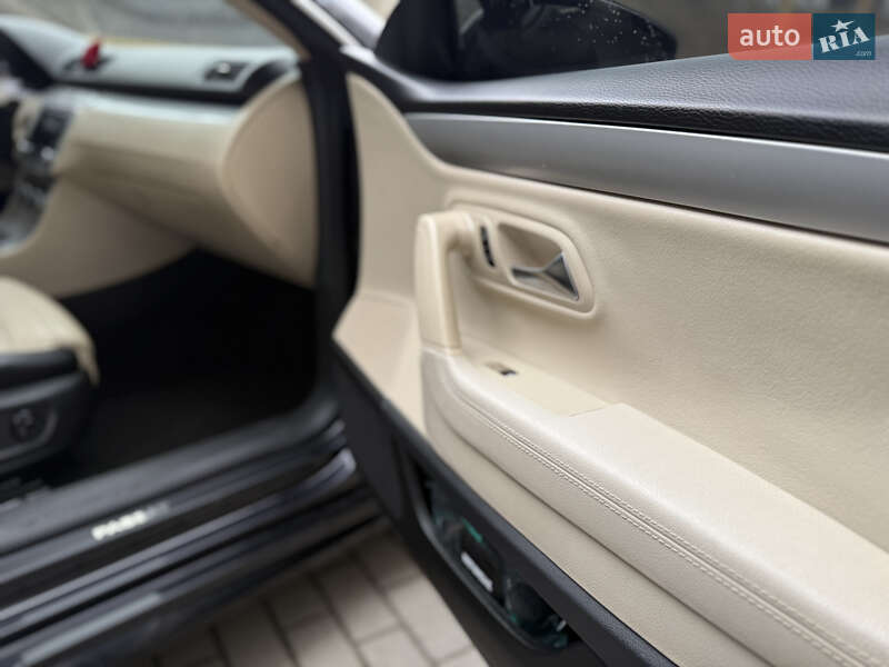 Купе Volkswagen CC / Passat CC 2010 в Хмельницком