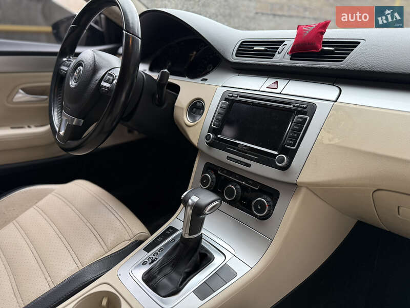 Купе Volkswagen CC / Passat CC 2010 в Хмельницком