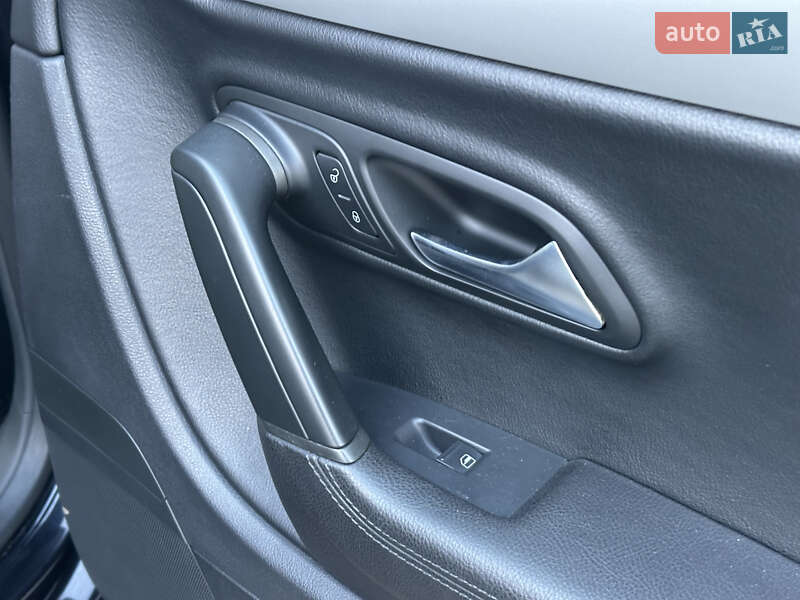 Купе Volkswagen CC / Passat CC 2011 в Одессе фото 30 Купе Volkswagen CC / Passat CC 2011 в Одессе