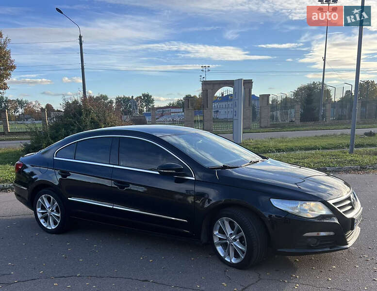 Купе Volkswagen CC / Passat CC 2011 в Києві