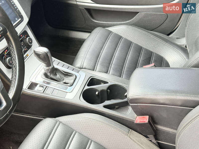 Купе Volkswagen CC / Passat CC 2011 в Харькове