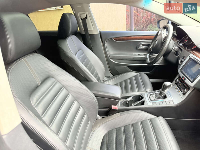 Купе Volkswagen CC / Passat CC 2011 в Харькове