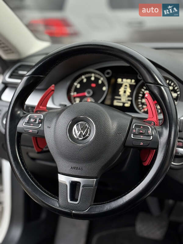 Купе Volkswagen CC / Passat CC 2014 в Киеве