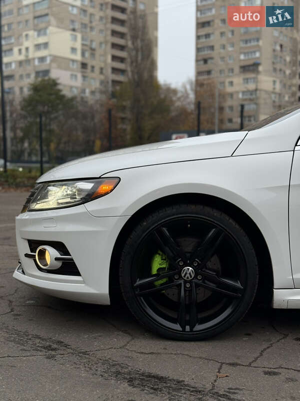 Купе Volkswagen CC / Passat CC 2014 в Киеве