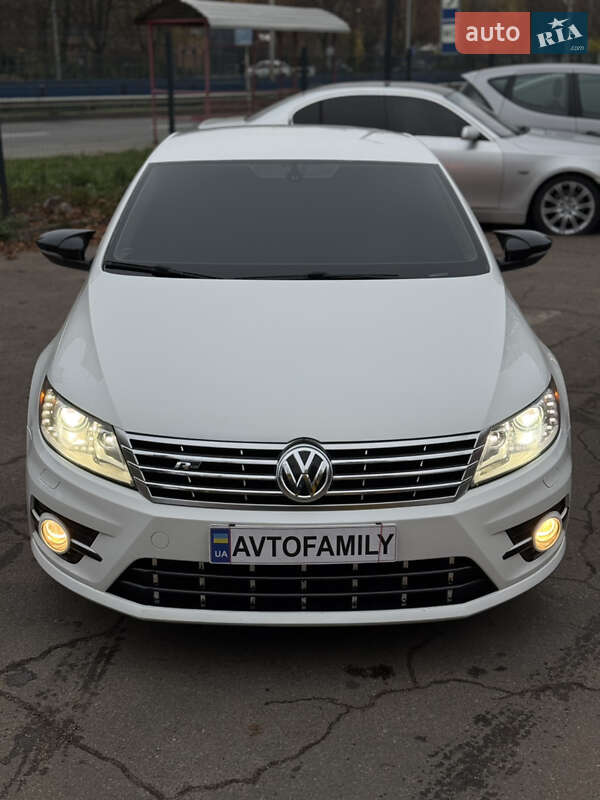Купе Volkswagen CC / Passat CC 2014 в Киеве