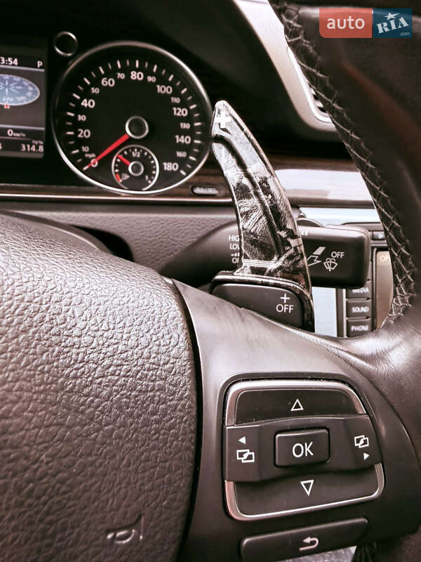 Купе Volkswagen CC / Passat CC 2013 в Киеве