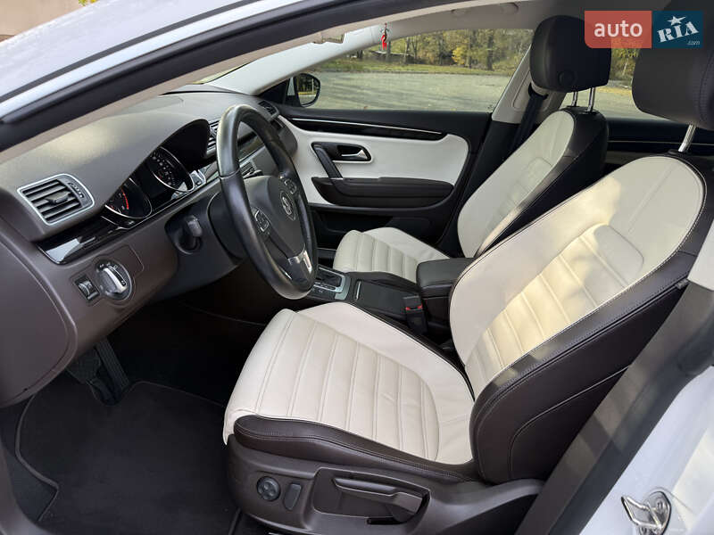 Купе Volkswagen CC / Passat CC 2012 в Днепре