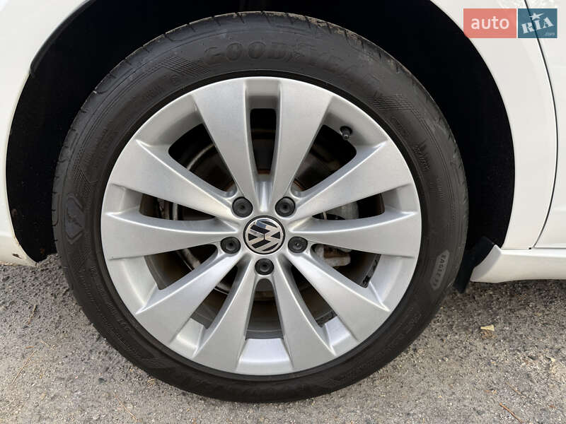 Купе Volkswagen CC / Passat CC 2012 в Днепре