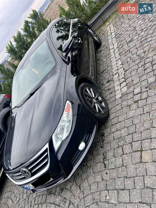 Купе Volkswagen CC / Passat CC 2010 в Иршаве