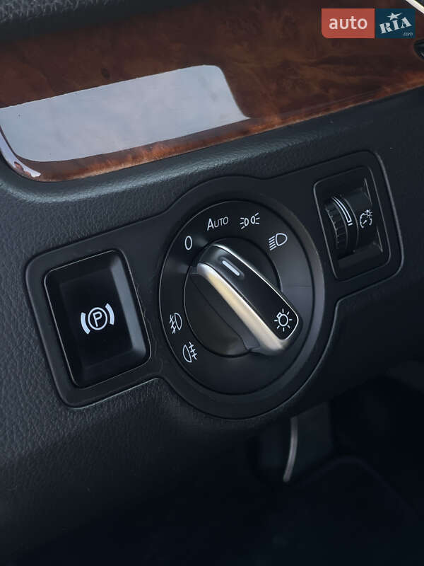 Купе Volkswagen CC / Passat CC 2010 в Івано-Франківську