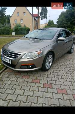 Купе Volkswagen CC / Passat CC 2009 в Тернополі