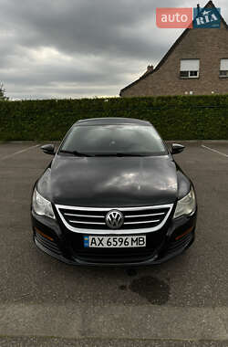 Купе Volkswagen CC / Passat CC 2011 в Львове