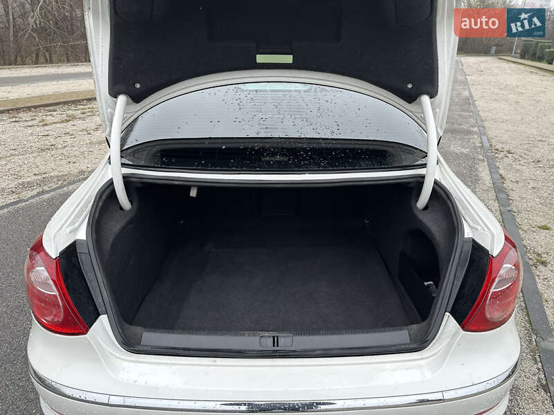 Купе Volkswagen CC / Passat CC 2010 в Днепре