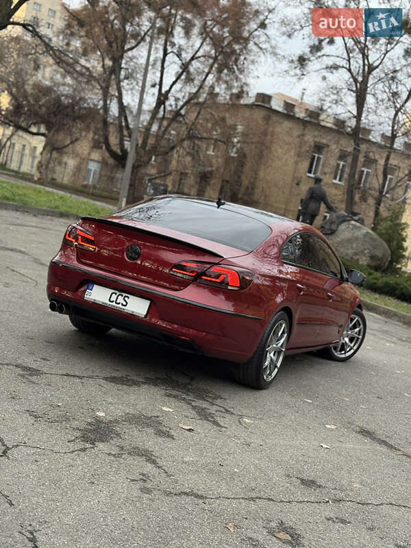 Купе Volkswagen CC / Passat CC 2013 в Києві