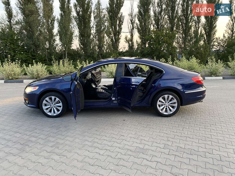Купе Volkswagen CC / Passat CC 2010 в Хмельницькому