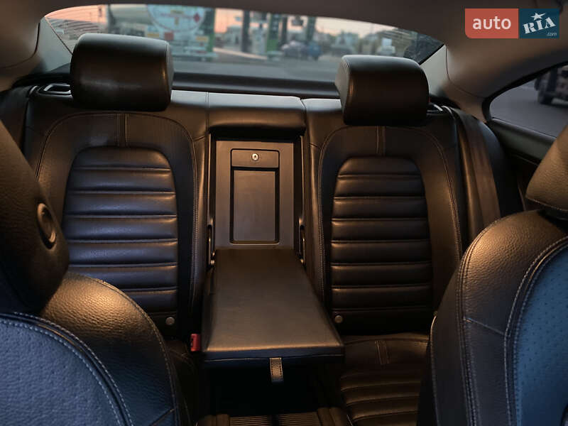 Купе Volkswagen CC / Passat CC 2010 в Хмельницькому