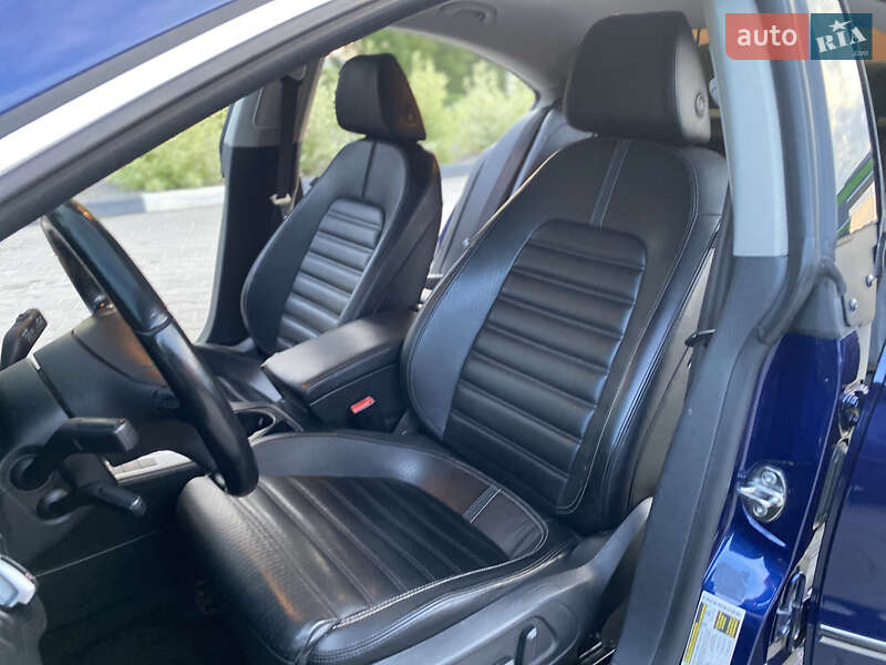 Купе Volkswagen CC / Passat CC 2010 в Хмельницькому