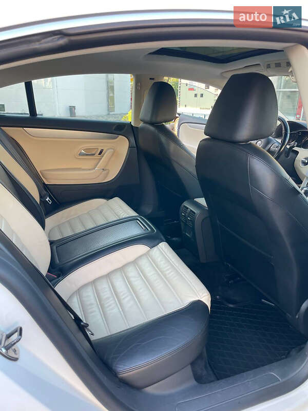 Купе Volkswagen CC / Passat CC 2009 в Харкові