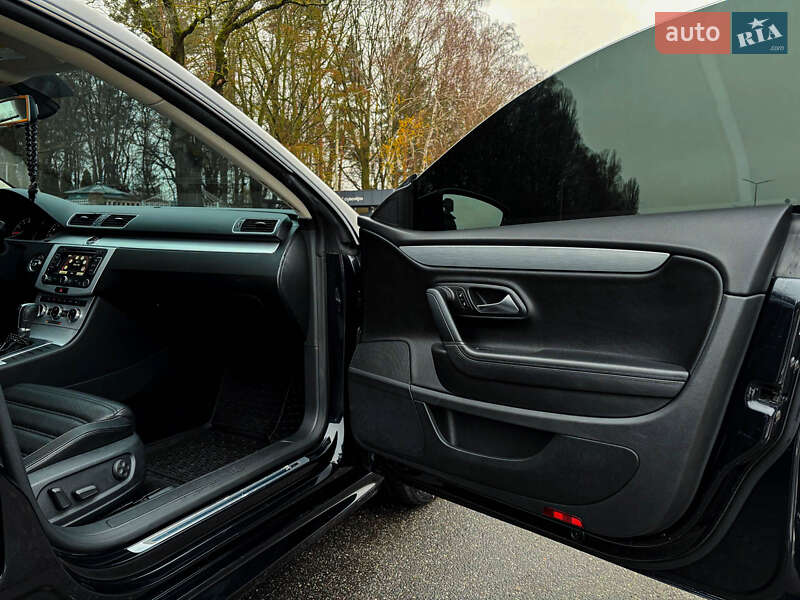 Купе Volkswagen CC / Passat CC 2014 в Вінниці