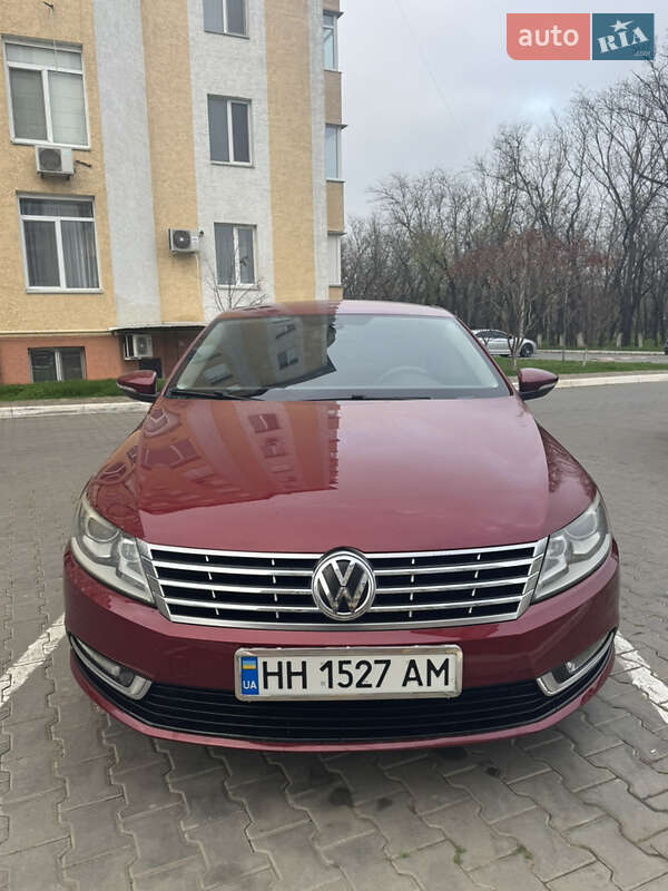 Купе Volkswagen CC / Passat CC 2014 в Чорноморську