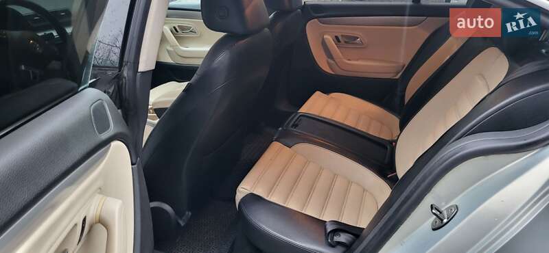 Купе Volkswagen CC / Passat CC 2009 в Коломые