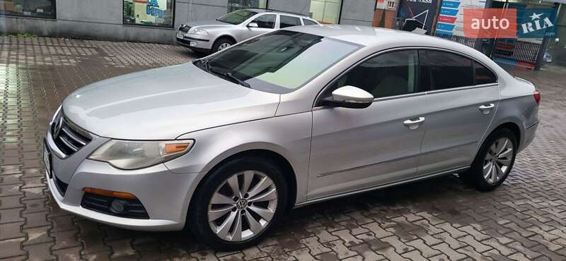 Купе Volkswagen CC / Passat CC 2009 в Коломые