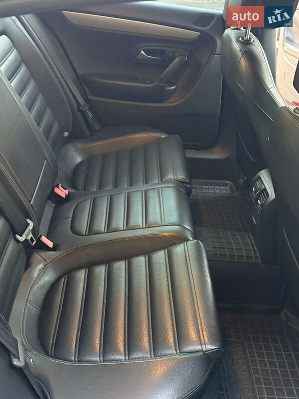 Купе Volkswagen CC / Passat CC 2012 в Каменском